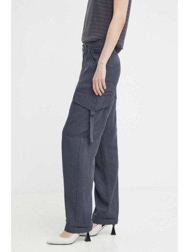 Панталон G-Star Raw в сиво с кройка тип карго, с висока талия D24598-D521