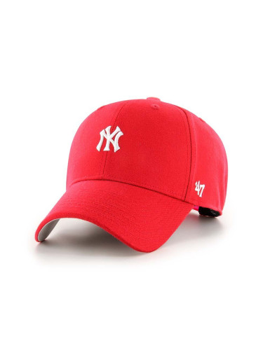 Памучна шапка с козирка 47 brand MLB New York Yankees в червено с апликация B-BRMPS17WBP-RD