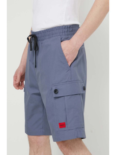 Памучен къс панталон HUGO в синьо 50510594