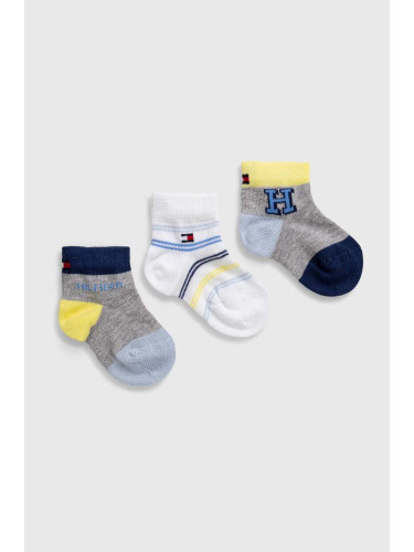 Бебешки чорапи Tommy Hilfiger (3 броя) в тъмносиньо