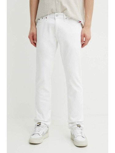 Дънки Tommy Jeans в бяло DM0DM18746