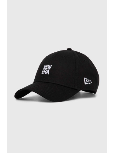 Памучна шапка с козирка New Era 9FORTY в черно с апликация 60503607