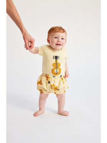 Бебешки къс панталон от памук Bobo Choses в жълто с десен