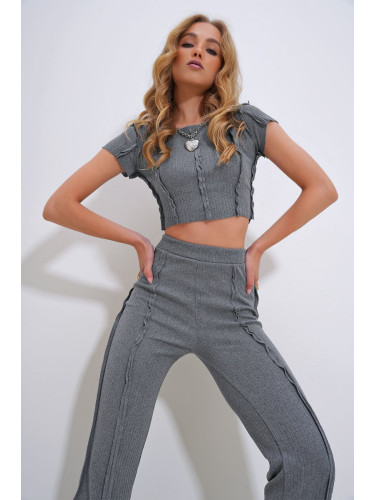 Trend Alaçatı Stili Women's Anthracite Reverse Stitched Blouse and Trousers Interlock Set