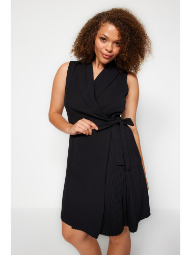 Trendyol Curve Black Plain Double Breasted Woven Dress