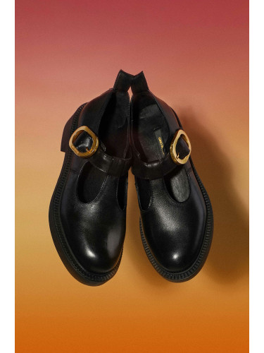 Половинки обувки Gino Rossi ЧЕРЕН