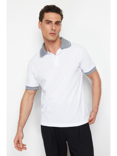 Trendyol White Regular Cut Textured 100% Cotton Polo Neck T-shirt