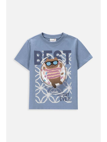 Детска памучна тениска Coccodrillo в синьо с принт