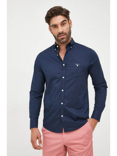 Риза Gant мъжка в тъмносиньо със стандартна кройка с яка с копче
