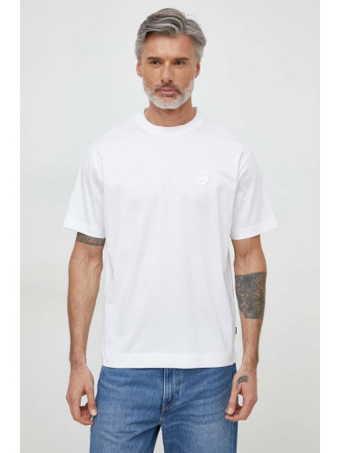 Памучна тениска BOSS в бяло с апликация 50516951
