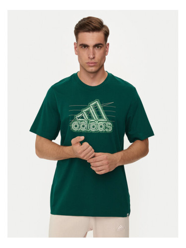 adidas Тишърт Growth Badge Graphic IN6262 Зелен Regular Fit