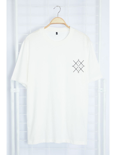 Trendyol Large Size Ecru Regular/Normal Cut Comfortable Printed 100% Cotton T-Shirt