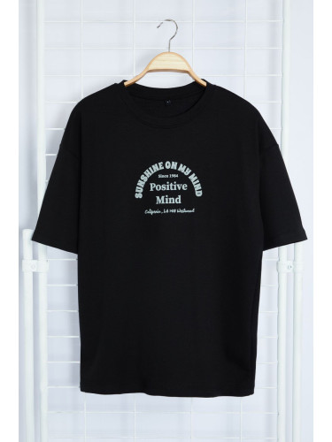 Trendyol Black Oversize / Wide Cut Text Printed Thick T-Shirt