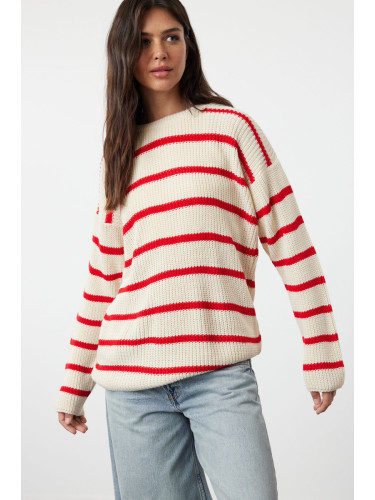 Trendyol Cream Wide Fit Knitwear Sweater