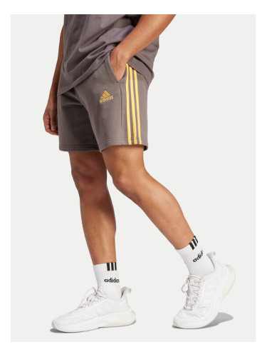 adidas Спортни шорти Essentials French Terry 3-Stripes IS1346 Кафяв Regular Fit