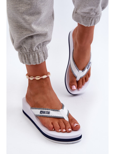 BIG STAR SHOES Дамски джапанки на клин Big Star