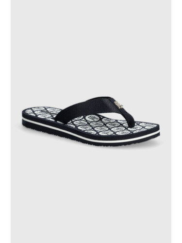 Джапанки Tommy Hilfiger TH EMBLEM BEACH SANDAL в тъмносиньо с равна подметка FW0FW07900