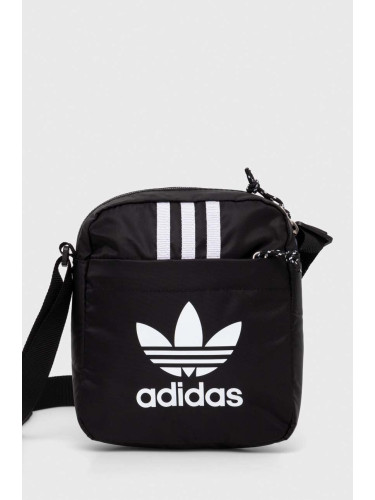 Чанта през рамо adidas Originals в черно IT7600