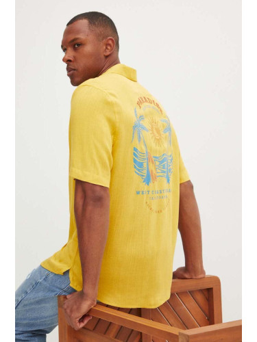 Риза Medicine мъжка в жълто със свободна кройка с класическа яка