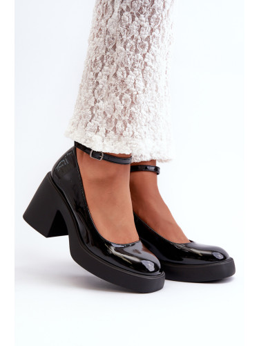 Boto Черни лачени обувки на едър ток от Effiba