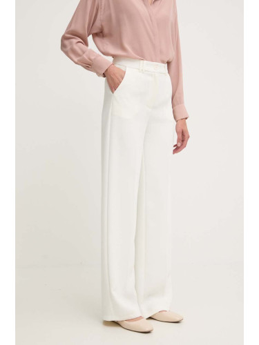 Панталон Answear Lab в бяло със стандартна кройка, с висока талия