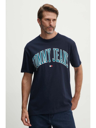 Памучна тениска Tommy Jeans в тъмносиньо с принт DM0DM18558