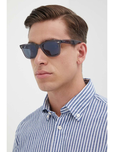 Слънчеви очила Ray-Ban WAYFARER в сиво 0RB2140