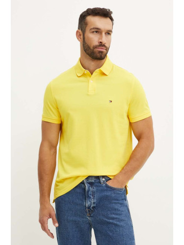 Тениска с яка Tommy Hilfiger в жълто с изчистен дизайн