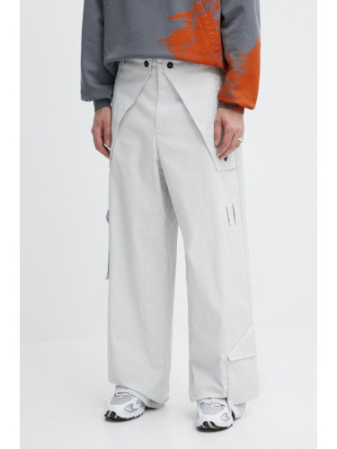 Панталон A-COLD-WALL* Overlay Cargo Pant в сиво с кройка тип карго ACWMB276
