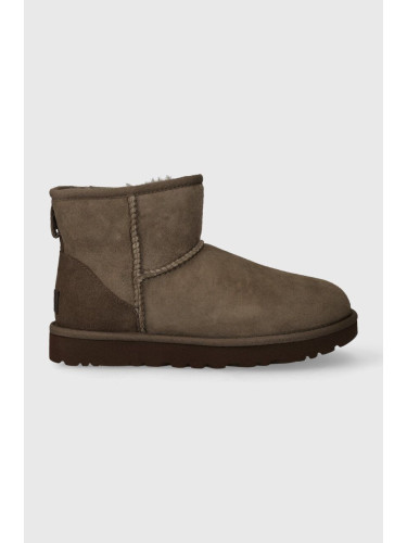 Велурени апрески UGG W CLASSIC MINI II в кафяво 1016222 HCK