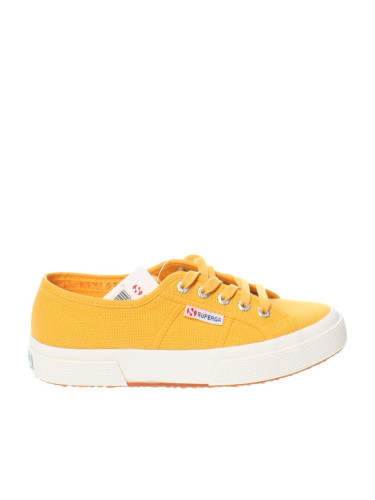 Дамски обувки Superga