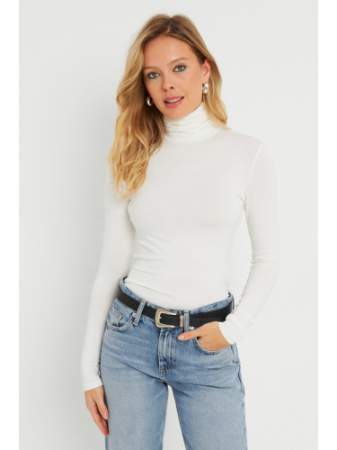 Cool & Sexy Women's Turtleneck Blouse White