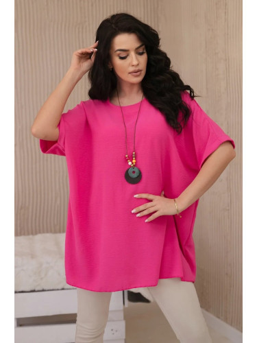 Oversized blouse with a pendant in pink color