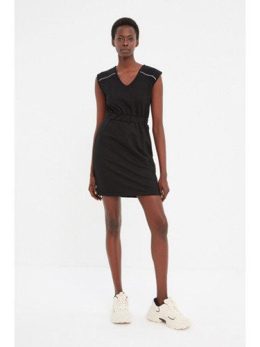 Trendyol Dress - Schwarz - A-line