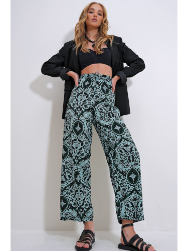 Trend Alaçatı Stili Women's Green Elastic Waist Patterned Woven Viscose Trousers