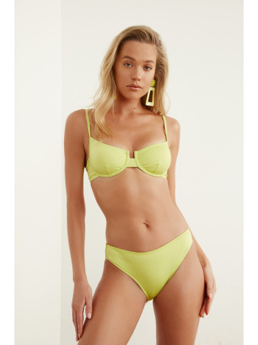 Trendyol Bikini Bottom - Grün - Unifarben