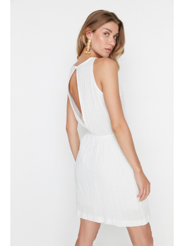 Дамска рокля. Trendyol Ecru