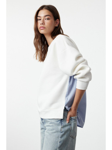 Trendyol Ecru Poplin Detailed Oversize/Wide Fit Knitted Sweatshirt