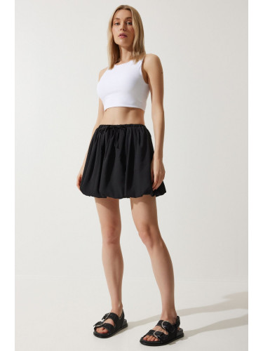 Happiness İstanbul Women's Black Mini Skirt with Balloon Shorts