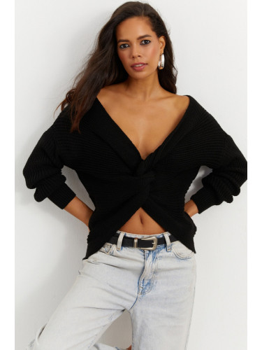 Cool & Sexy Women's Black Knotted Knitwear Blouse