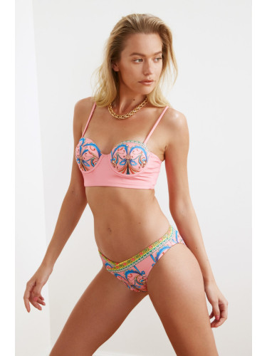 Долнище на бански Trendyol V cut