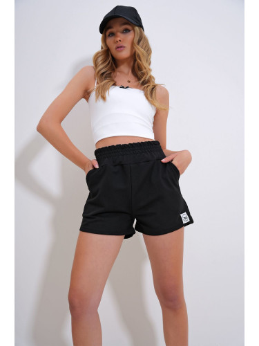 Trend Alaçatı Stili Women's Black High Waist Embroidered Mini Shorts