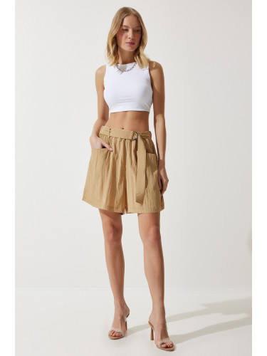 Happiness İstanbul Women's Biscuit Belted City Length Woven Shorts