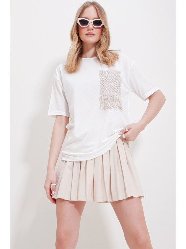 Trend Alaçatı Stili Women's White Crew Neck Knitted Two Thread T-Shirt
