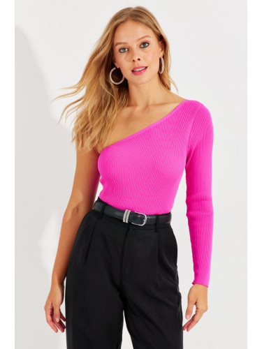 Cool & Sexy Women's Fuchsia One-Shoulder Knitwear Blouse YV204