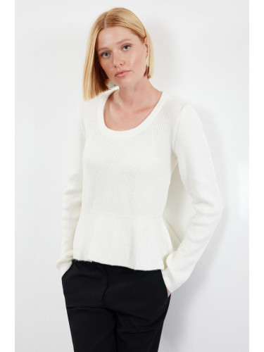 Trendyol Ecru Premium Yarn Knitwear Sweater