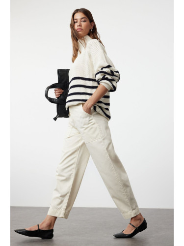 Trendyol Ecru Pocket Detailed High Waist Barrel Trousers