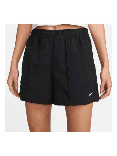 ДАМСКИ КЪСИ ПАНТАЛОНИ NIKE NSW ESSNTL MR 5IN WVN SHRT ЧЕРНИ