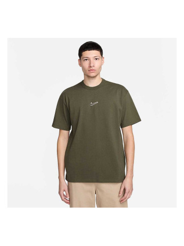 МЪЖКА ТЕНИСКА NIKE NSW TEE PREM ESSNTL OPEN КАФЯВО-ЗЕЛЕНА