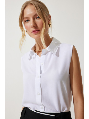 Happiness İstanbul Women's White Sleeveless Viscose Shirt